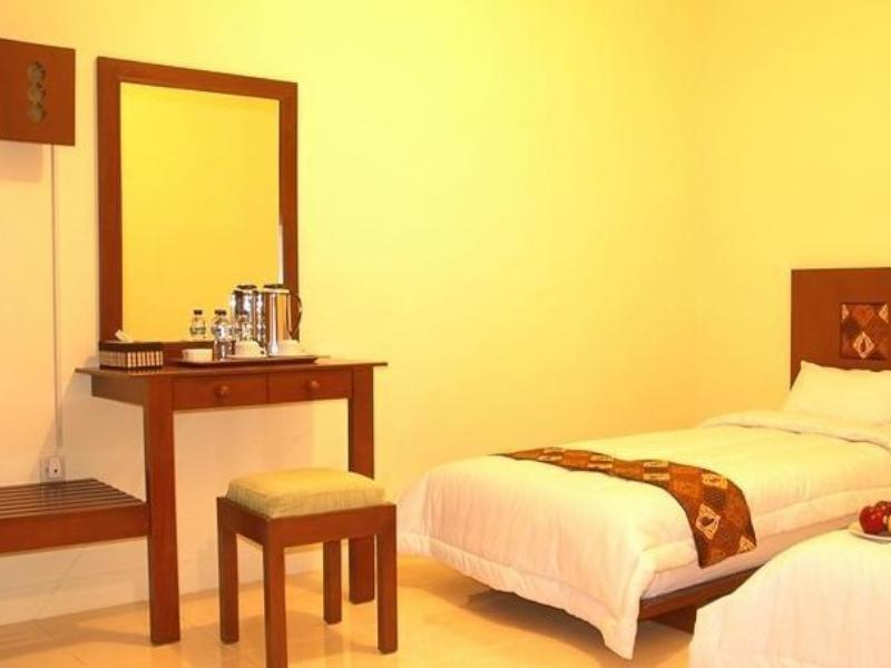 Sagan Huis Hotel Yogyakarta Exterior photo